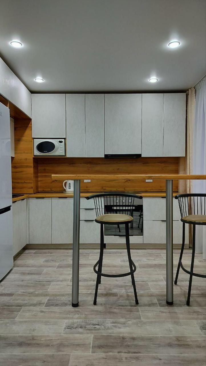 Seven City Apartments Semey Bagian luar foto