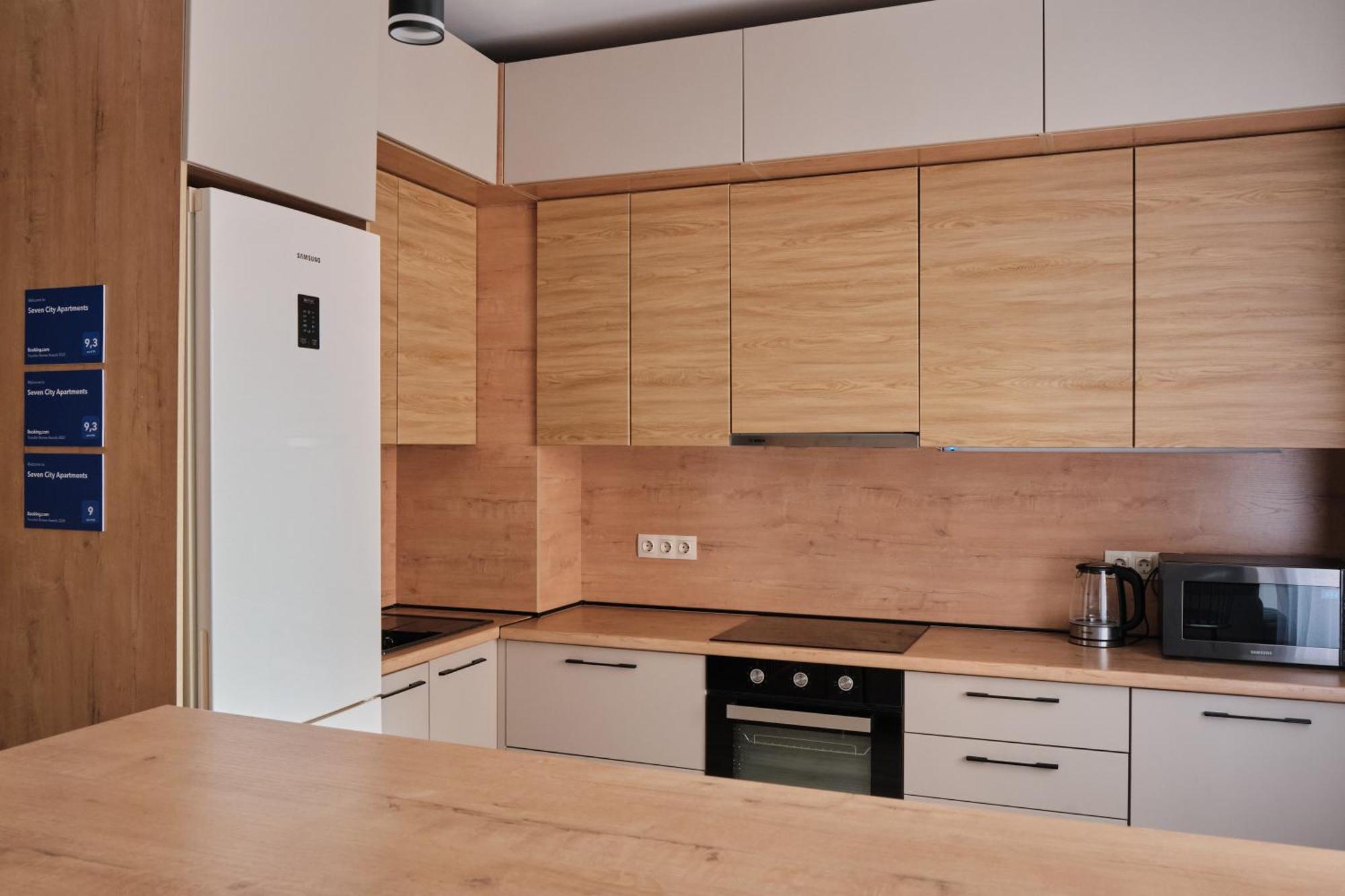 Seven City Apartments Semey Bagian luar foto