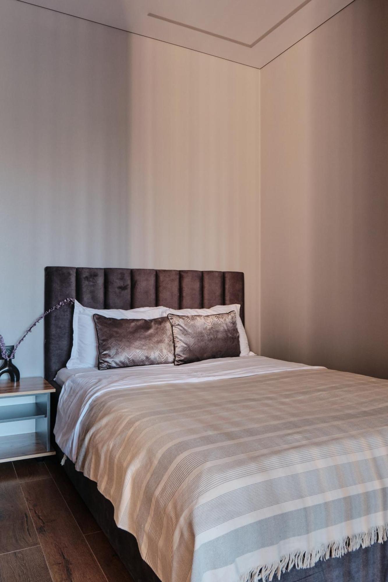 Seven City Apartments Semey Bagian luar foto