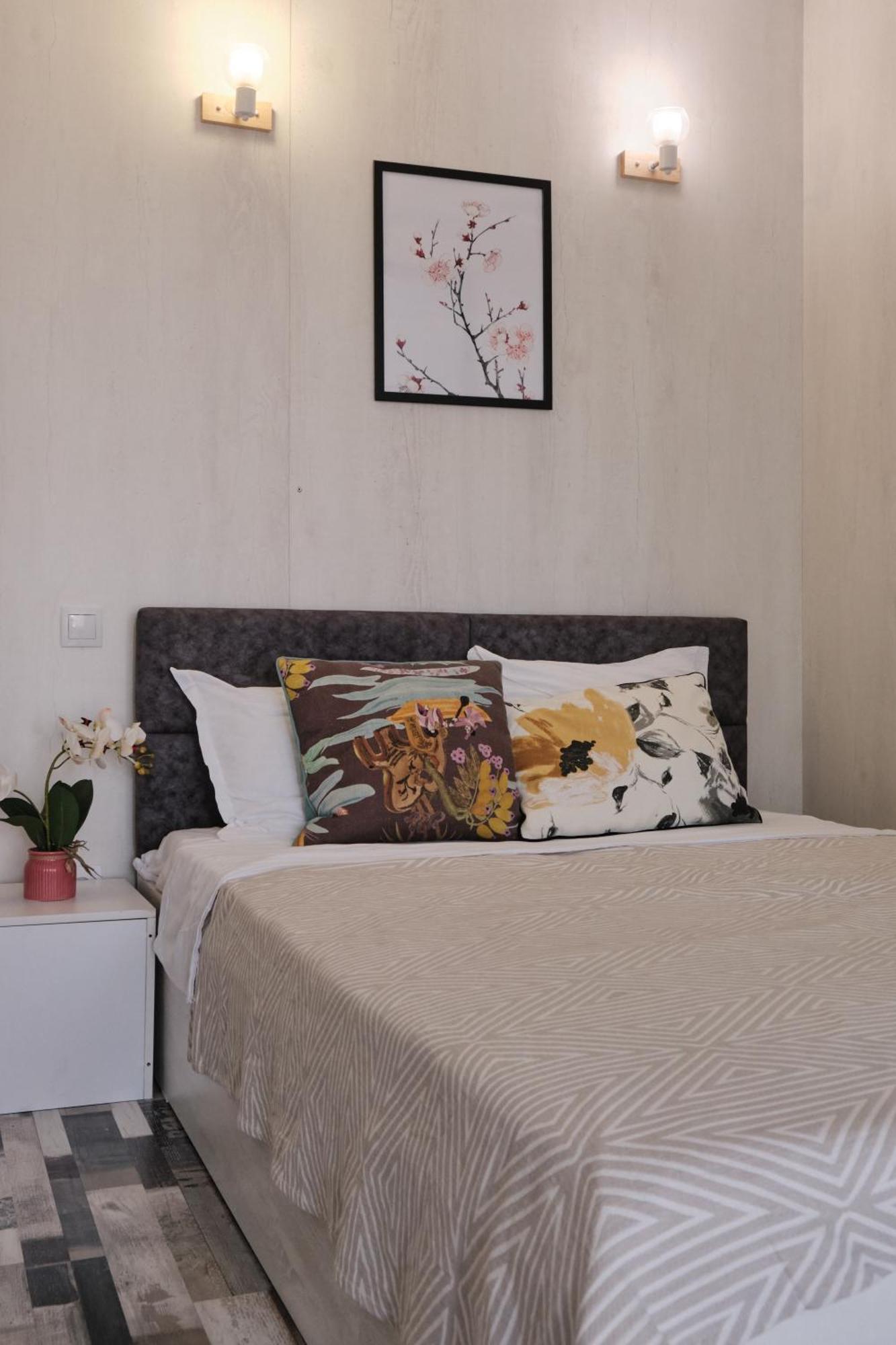 Seven City Apartments Semey Bagian luar foto